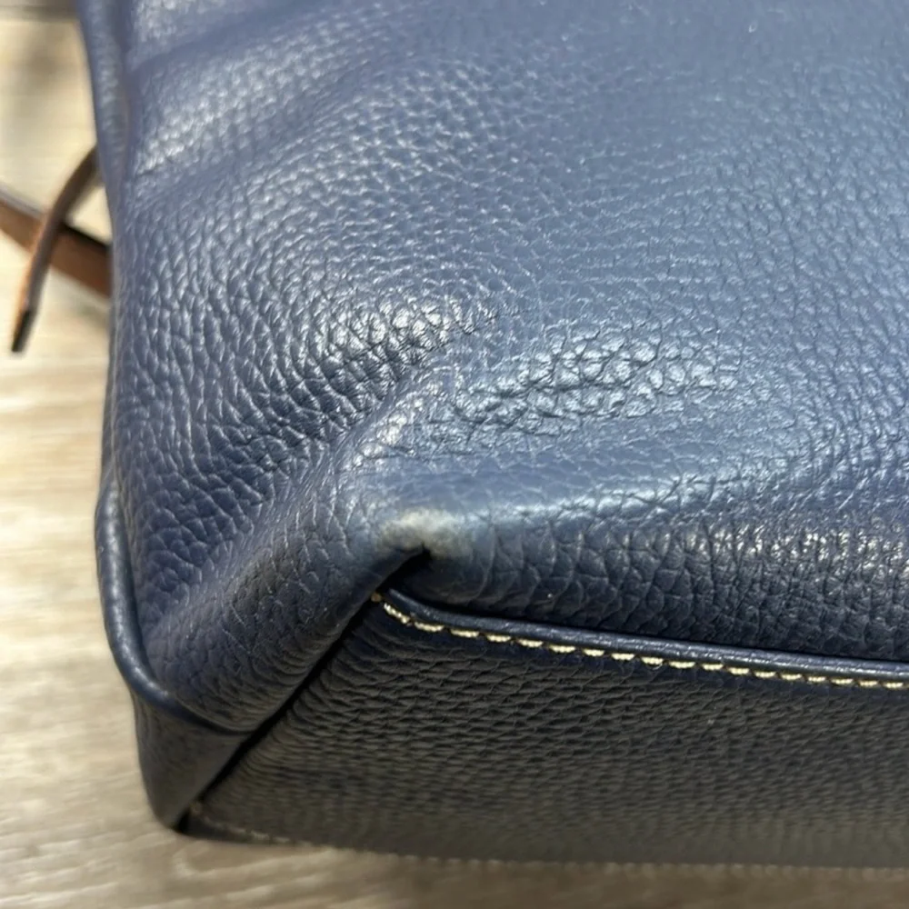 Dooney & Bourke Navy Dixon Hobo Pebble Leather Crossbody Bag! GUC!! - Picture 7 of 15